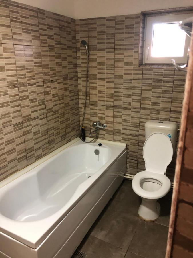 Hostel Mialma 오네슈티 외부 사진