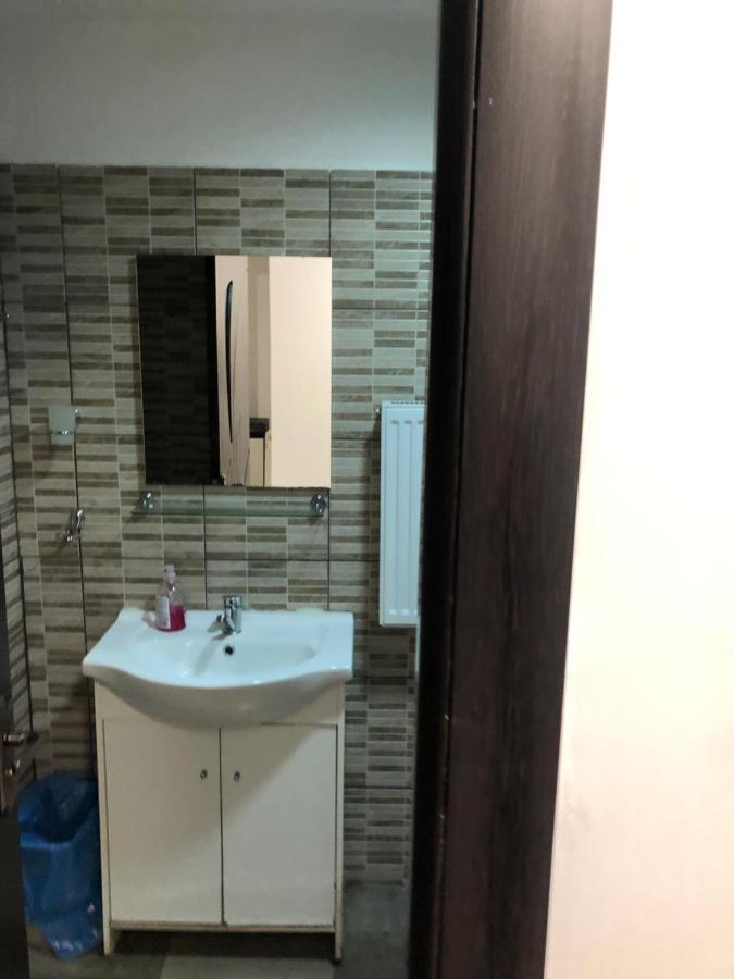 Hostel Mialma 오네슈티 외부 사진