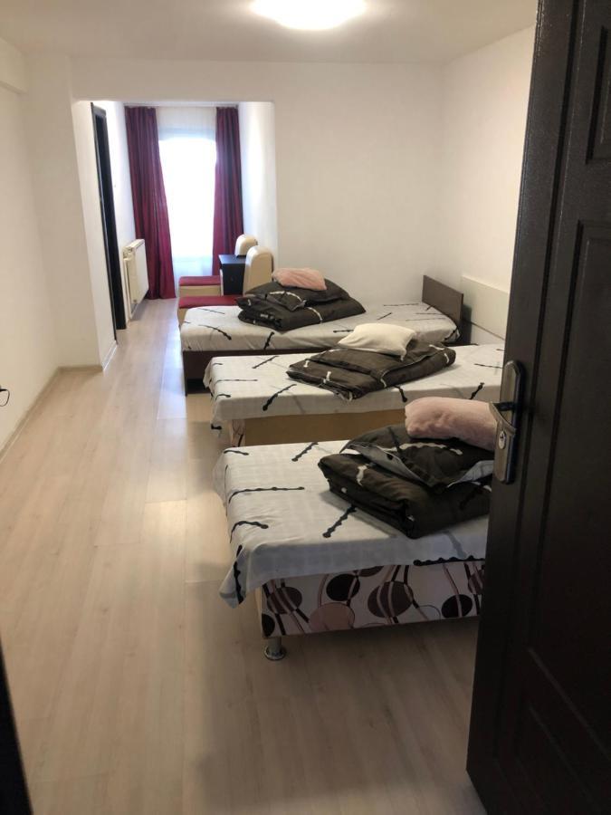 Hostel Mialma 오네슈티 외부 사진